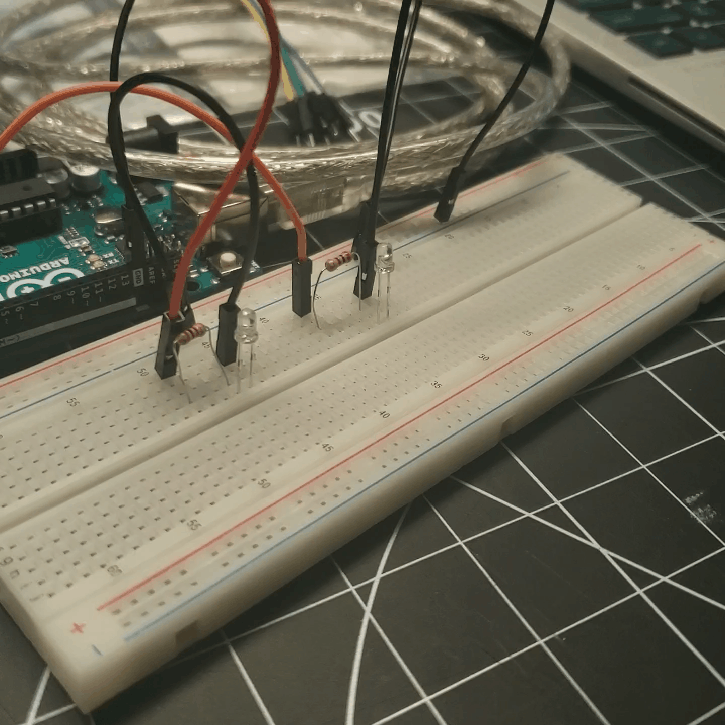 Made two bulbs turn on and off alternately. <div class='container'><iframe class='responsive-iframe' src='https://www.youtube.com/embed/tgbNymZ7vqY'></iframe></div>
